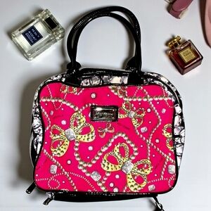 Betsey Johnson Pearls & Girls Cosmetic Travel Case